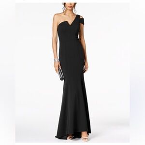 Betsy & Adam One-Shoulder Gown Women's Black Solid Back Zip Closure
